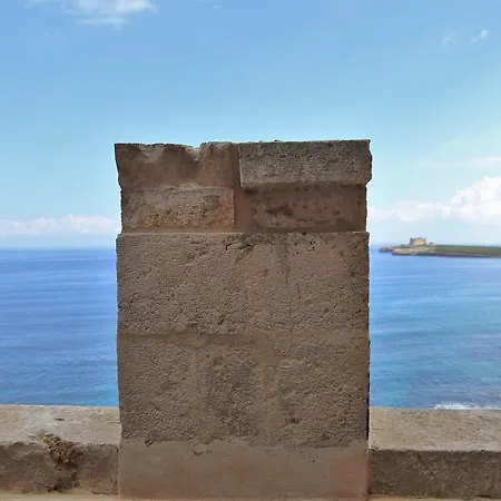 Castello Tafuri Hotel Porto Palo