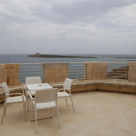 Castello Tafuri Hotel 4*